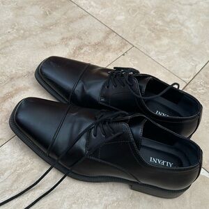 Mens dress shoes size 10